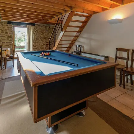 Luxurious Cottage With Jacuzzi In Burnontige Grimonster