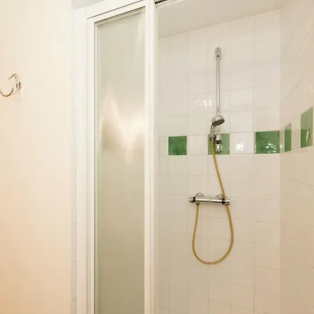 Luxurious Cottage With Jacuzzi In Burnontige * Grimonster