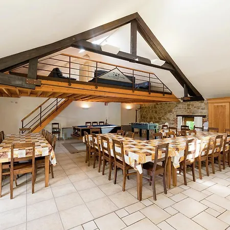 Holiday home Luxurious Cottage With Jacuzzi In Burnontige *